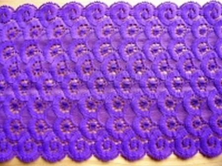 elastische Edel-Spitze in purpur-violett Fb0040