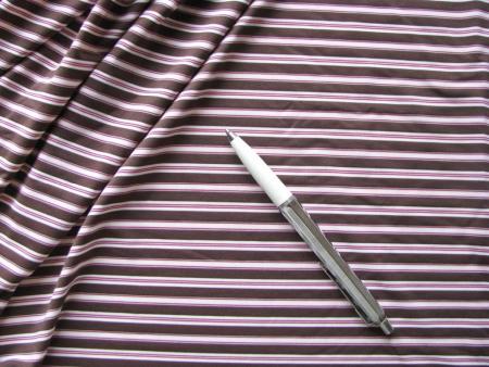 1m bi-elastische Microfaser im "Strips" in d.braun..... -  1,50m