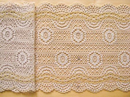 1m elastische Spitze "Naturell Desert Sand" - 16cm