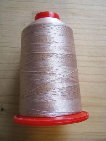 1 Spule/Kone Coats - Maschinen-Stickgarn nude/puder-rosaFb1063