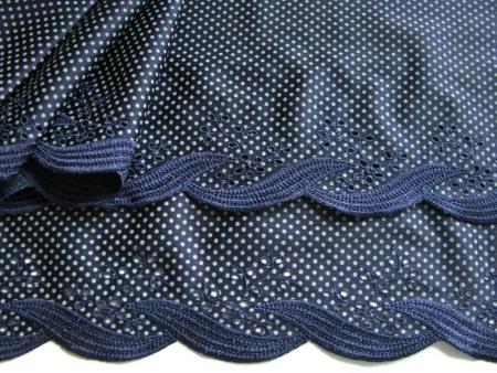 2m gegengleiche Dessous-"Lycra"-Spitze bestickt "Blue Polka-Dots"- 15,5cm /Stickbreite 5,5cm