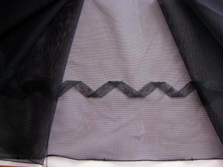 1m elastischer, bestickter Spitzeneinsatz in schwarz Fb4000 -17,5cm / Stickbreite 2,2cm