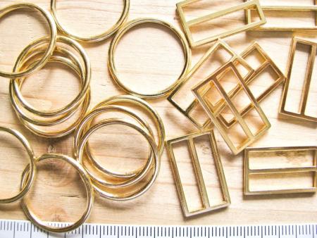 4 Schieber und 4 Ringe Metall in gold (nickelfrei) - 19mm