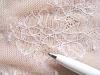 1m bi-elastische All-Over-Spitze in einem Hauch von Rosa Fb0082 - 1,50m
