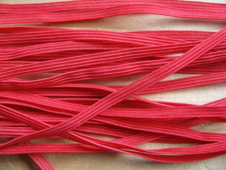 10m zarter Dekollete-Gummi in hot-rot Fb0503 - 4mm