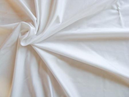 1m bi-elastische, festere Microfaser in off-white Fb1000