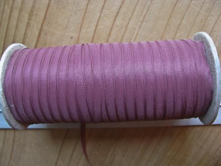 1 Rolle/200m Rolle Taftband/Schleifchenband in cassis Fb1064 - 4mm