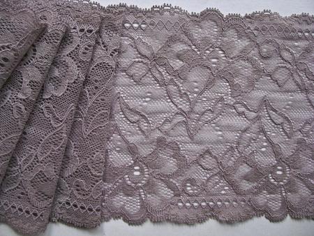 1m elastische Spitze in Pigeon Grey/rauchiges perl-lila Fb0012 - 14cm