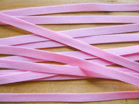 6m Dekolleté-Gummi in hellem bon-bon-rosa Fb0067 - 6mm