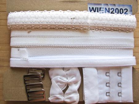Kurzwarenpaket in off-white Fb1000