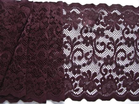 1m elastische Spitze in dunklem bordeaux Fb0111, Richtung aubergine -16,5cm