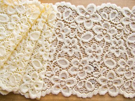 1m elastische Spitze in jasmin Fb0781-  14cm