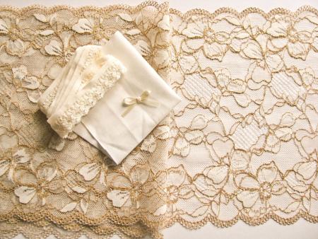 1 Pkt. Materialpaket "Golden Morning" Spitzenslip