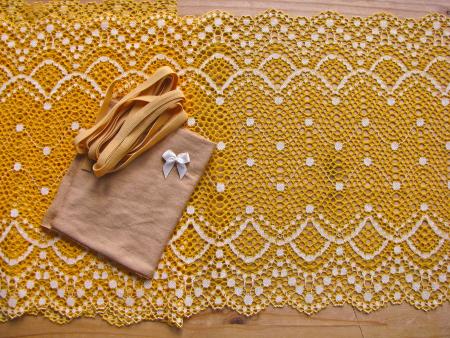 1 Pkt. Materialpaket "Sunny Summer" Spitzenslip