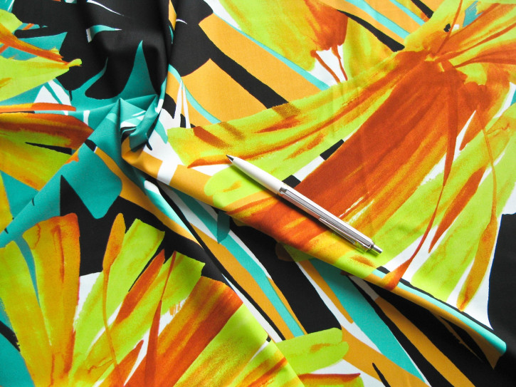 1 Coupon / 1,7cm x 1,2m bi-elastische Microfaser "Wild jungle"