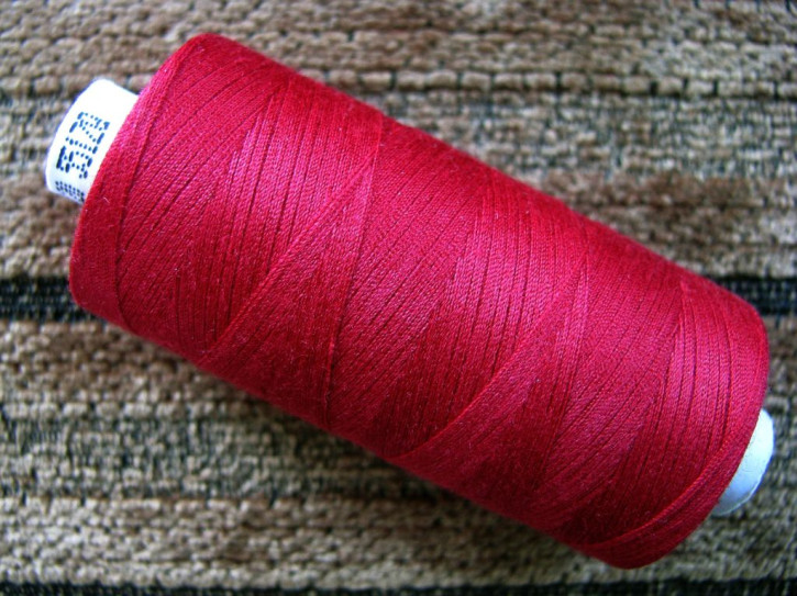 1 Spule Nähgarn in chianti-rot Fb0106