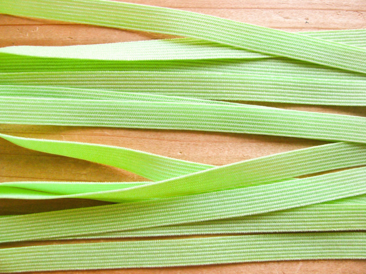 6m zarter Dekollete-Gummi in apfel-grün F0092 - 7mm