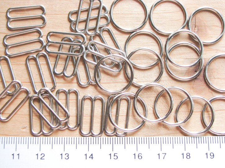 4 Schieber und 4 Ringe Metall in silber - 15mm