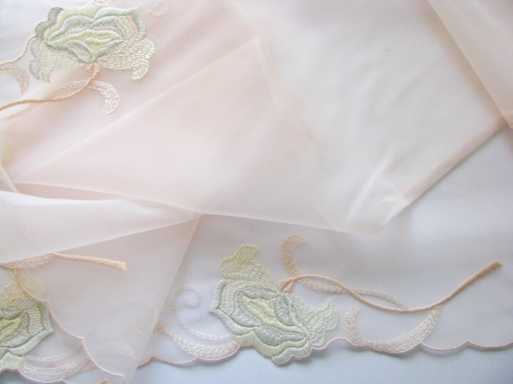 1m bestickte Spitze in nude Fb0097... -20cm / Stickbreite 7cm