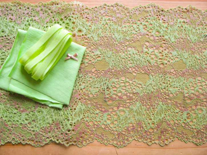 1 Pkt. Materialpaket "Fresh Grass" Spitzenslip