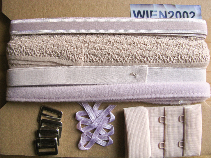Kurzwarenpaket in iris Fb0035
