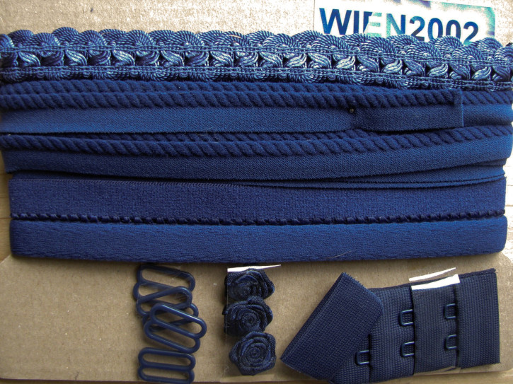 Kurzwarenpaket in abend-blau Fb0810