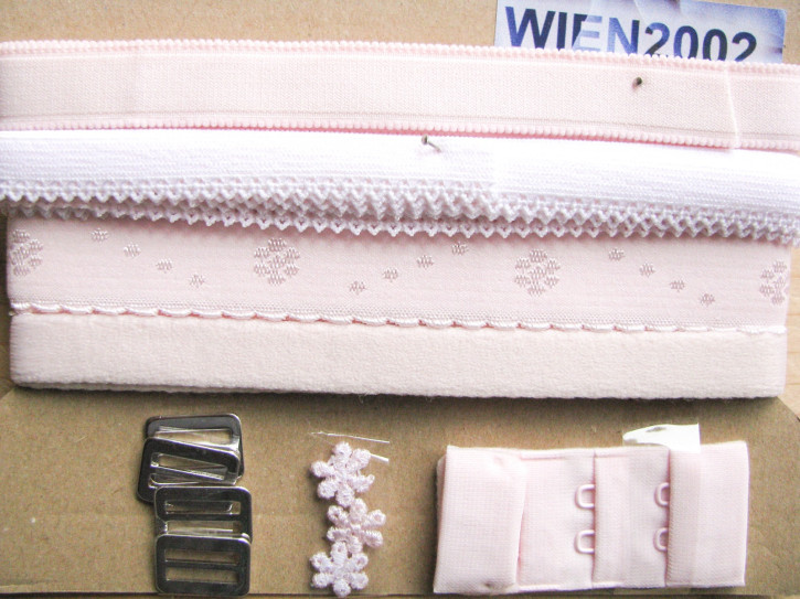 Kurzwarenpaket in baby-rosa Fb0082