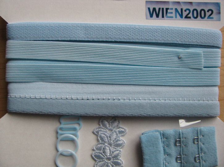 Kurzwarenpaket in hell-blau Fb0818