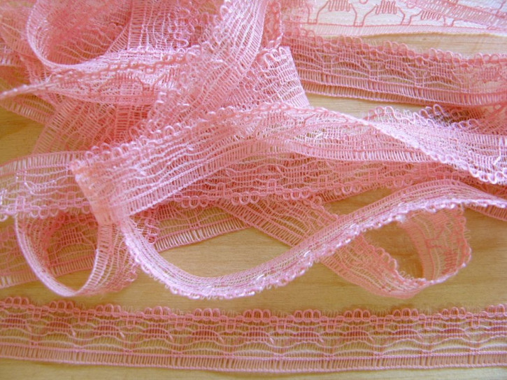 8m zarte Zierspitze in rosè Fb0156- 1cm 